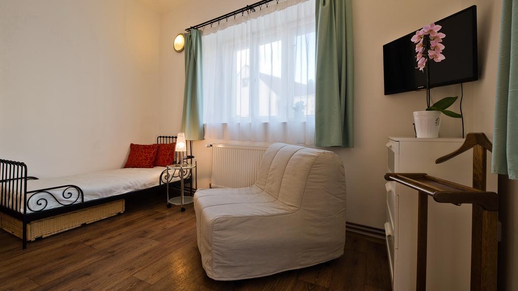 Apartmany V Podzamci Mělník エクステリア 写真